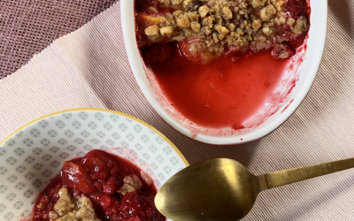 Recette de Crumble léger aux pêches et framboises