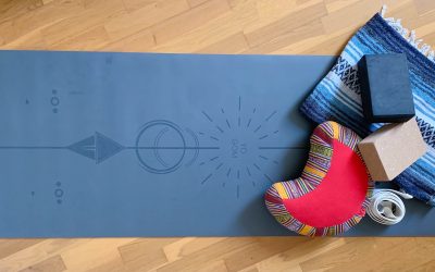 Quels accessoires de yoga choisir pour pratiquer le yoga